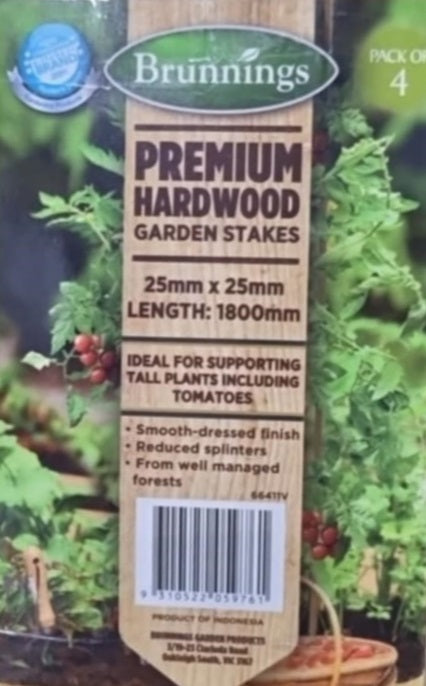 Gardman Grow It Premium Hardwood Garden Stakes - 25x25x1800mm 4-Pack