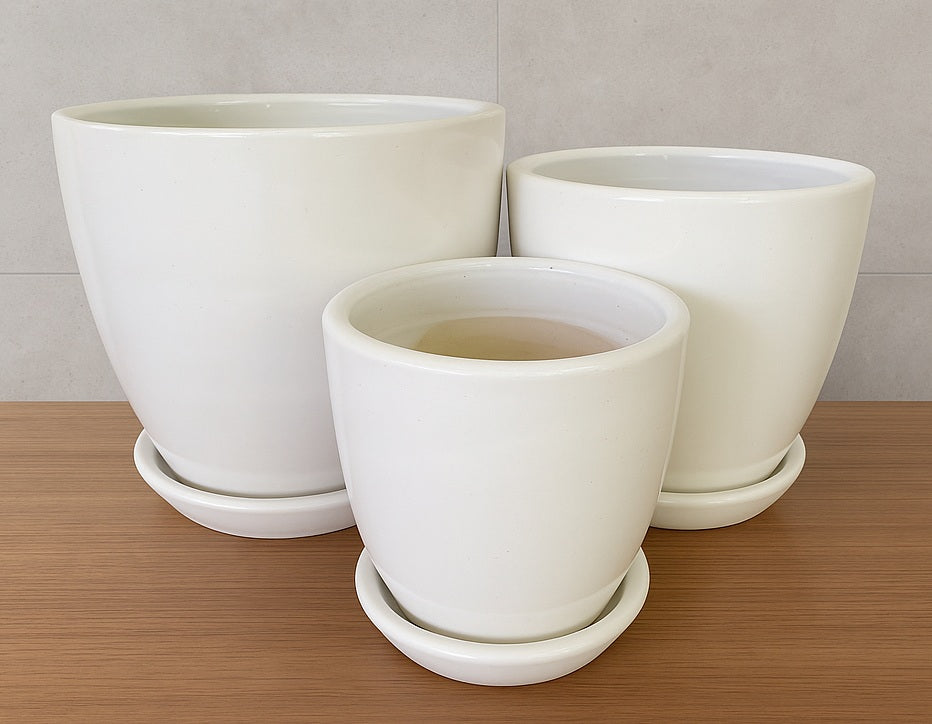 Ceramic U-Pot with Saucer - White
