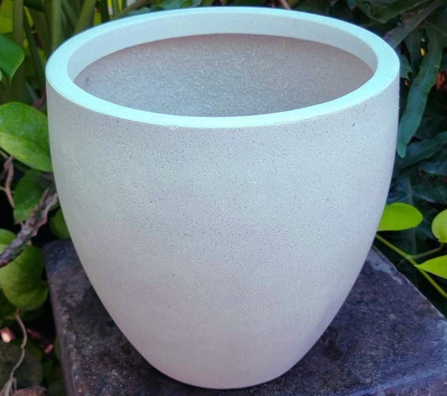 Montague Egg White