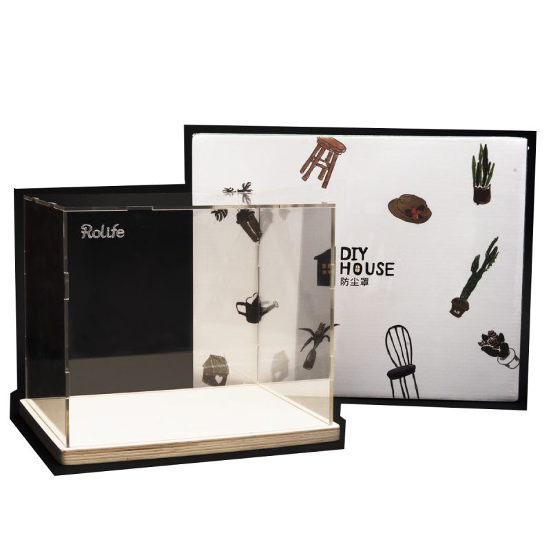 DIY Acrylic Terrarium