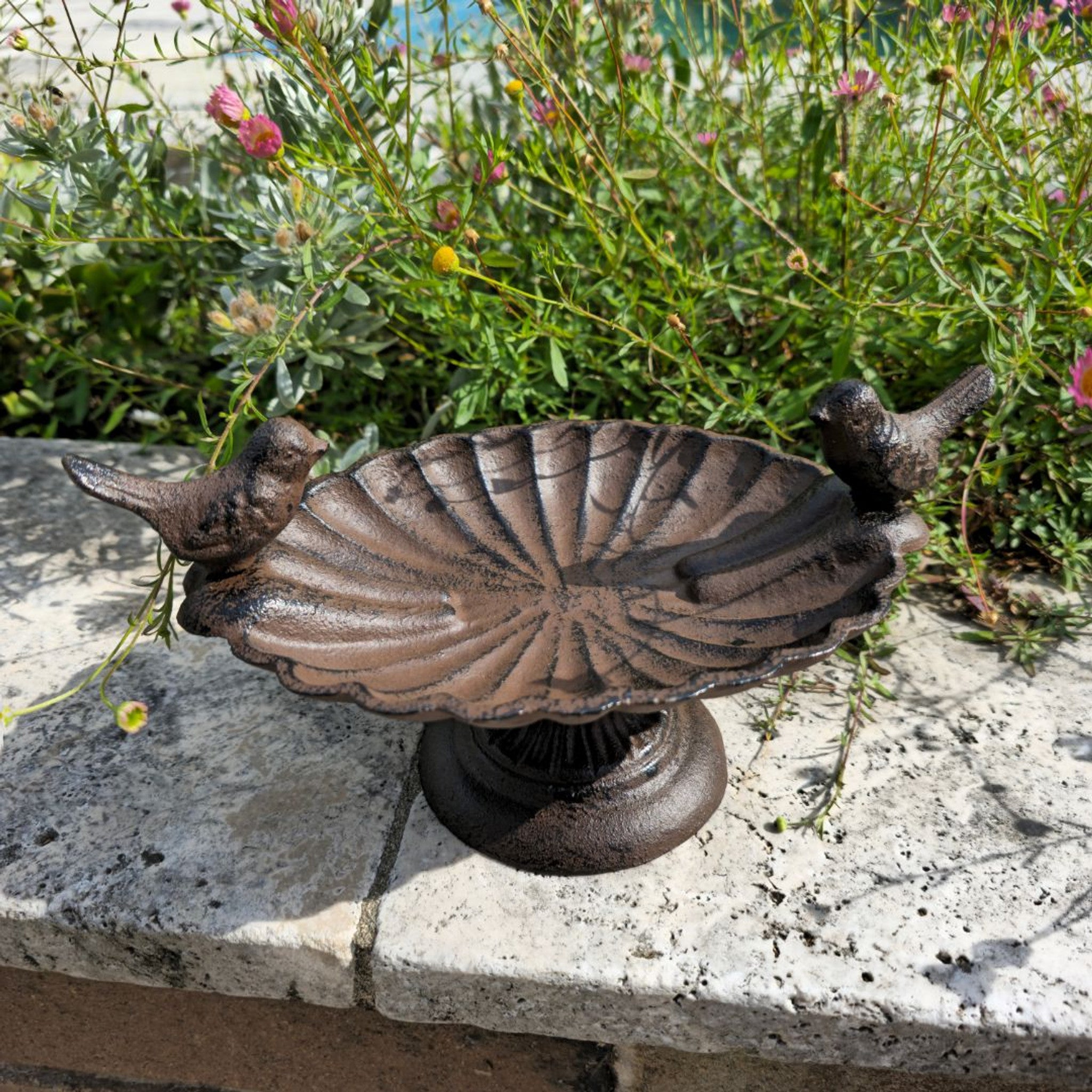 Cast Iron Birdfeeder with Two Birds - Stand