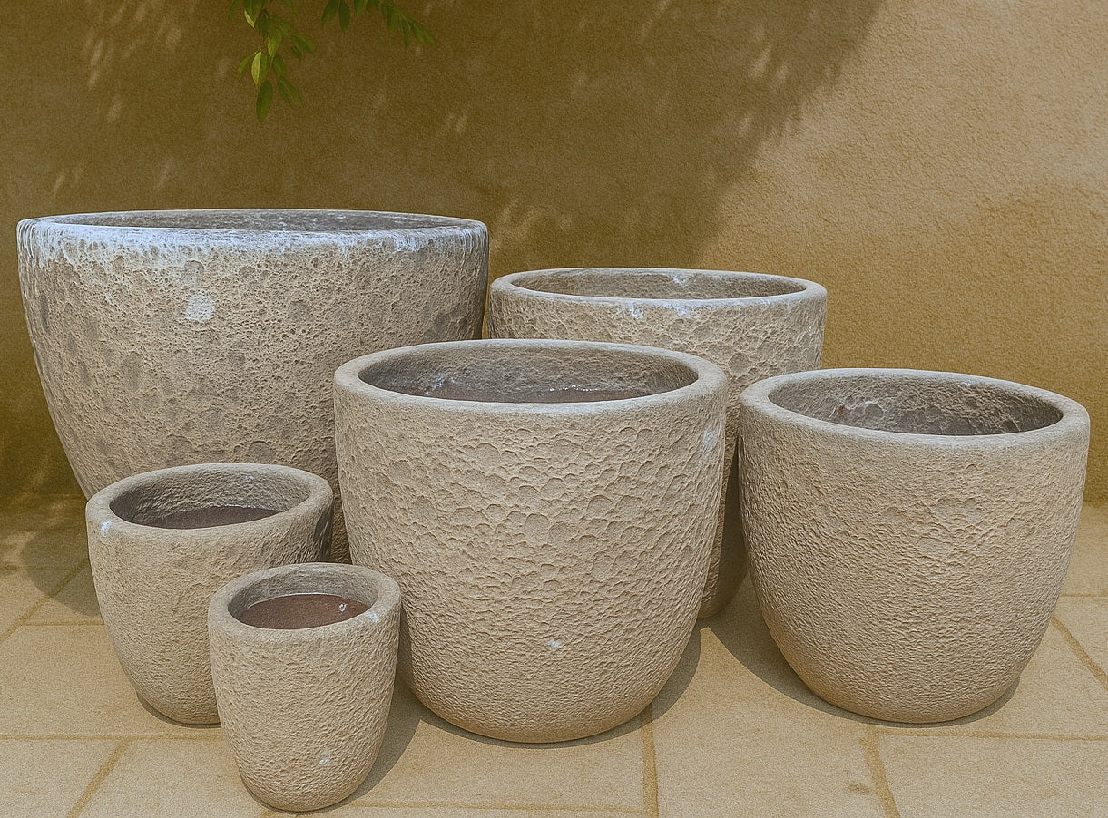 Ceramic Tall Egg Pot - Bubble Sand