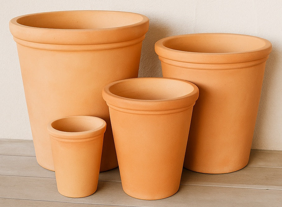 Tuscan Terracotta Pot - Tall Palmero