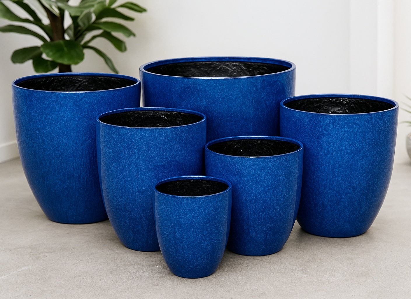 Egg Fibreglass Pot - Gloss Juicy Blue