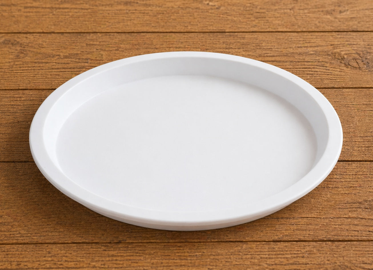 Round Rim Fibreglass Saucer - Matt White